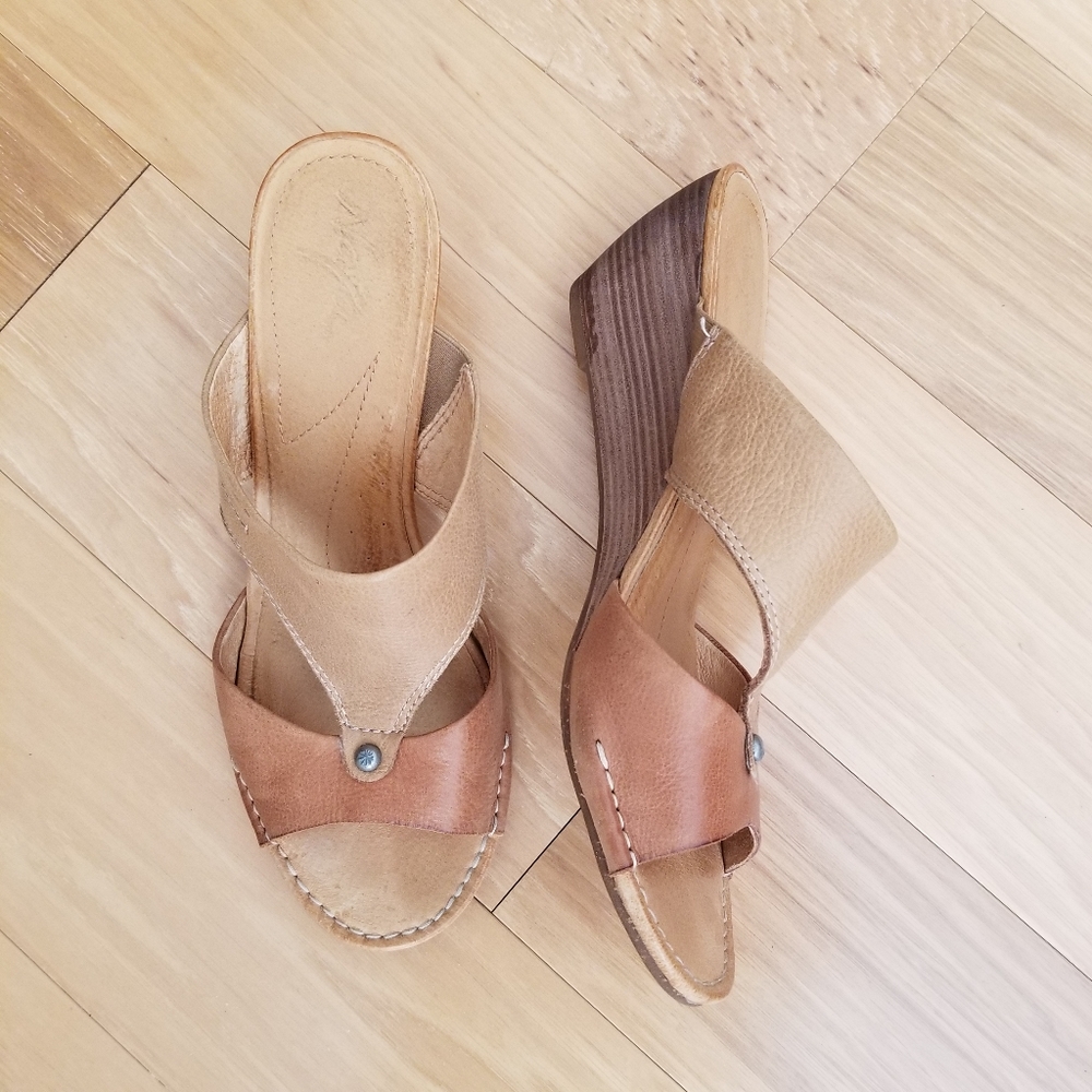 Nearly New Naya Fabiana Sandals